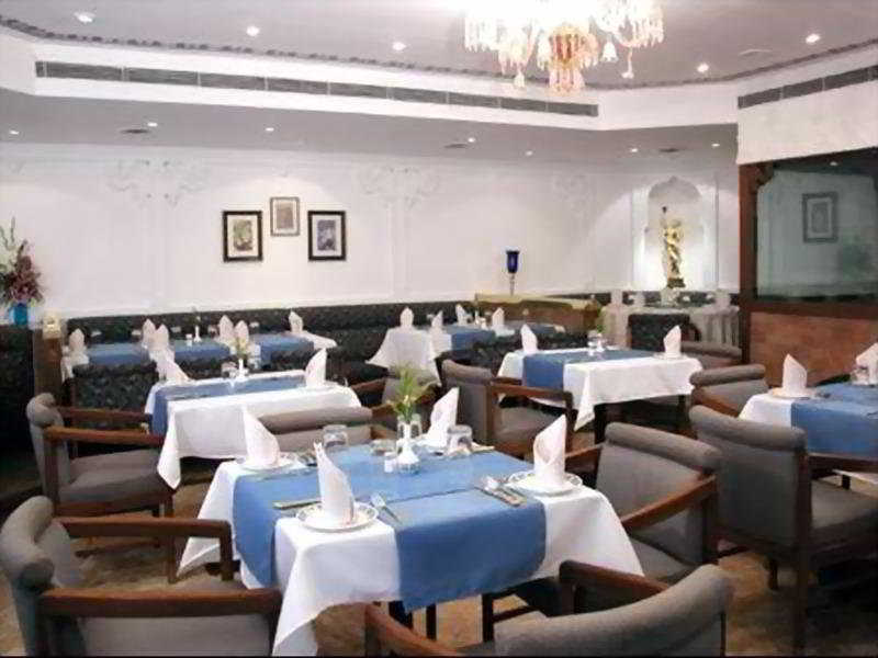 Hotel Heritage Formerly Known As Comfort Inn Heritage Mumbai Restoran gambar